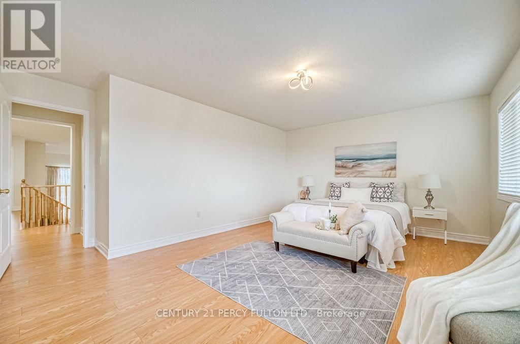 84 GALEA DRIVE Image 26