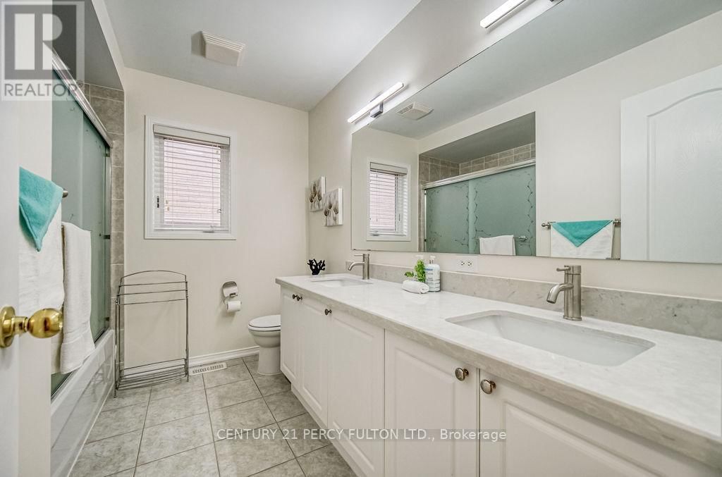 84 GALEA DRIVE Image 34