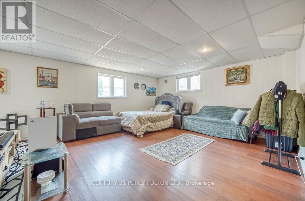 84 GALEA DRIVE Image 36