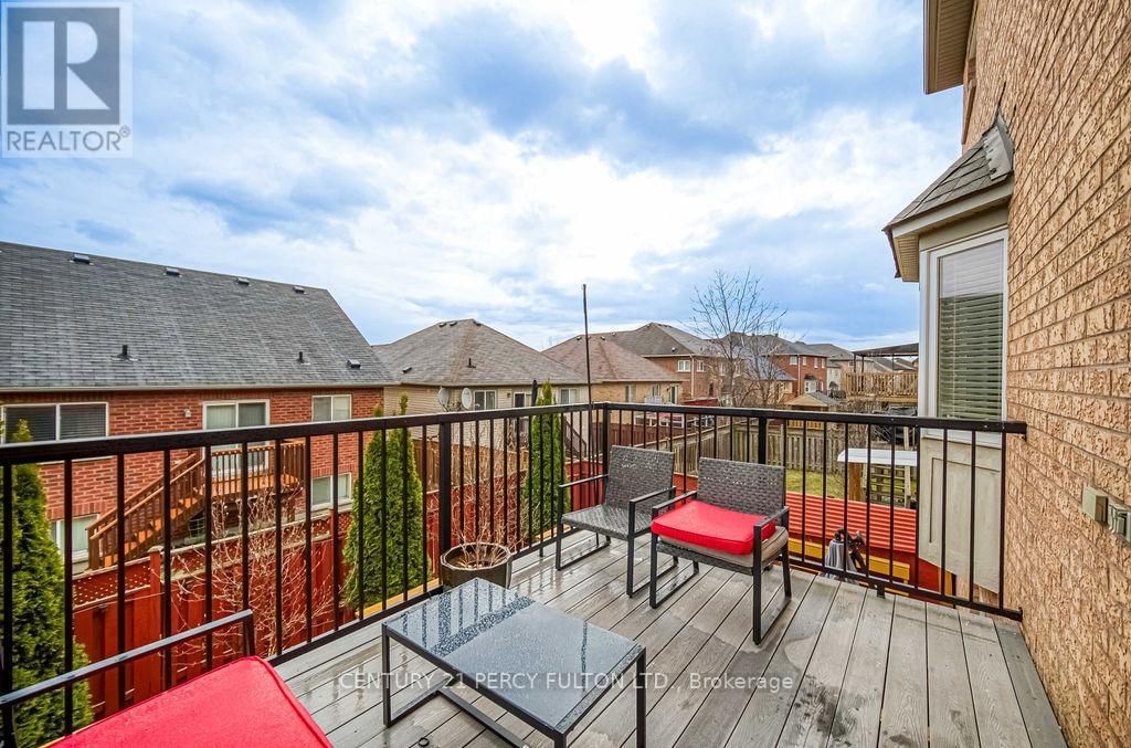 84 GALEA DRIVE Image 40