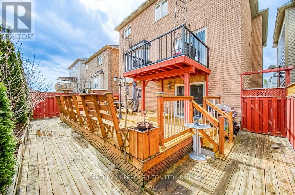 84 GALEA DRIVE Image 43