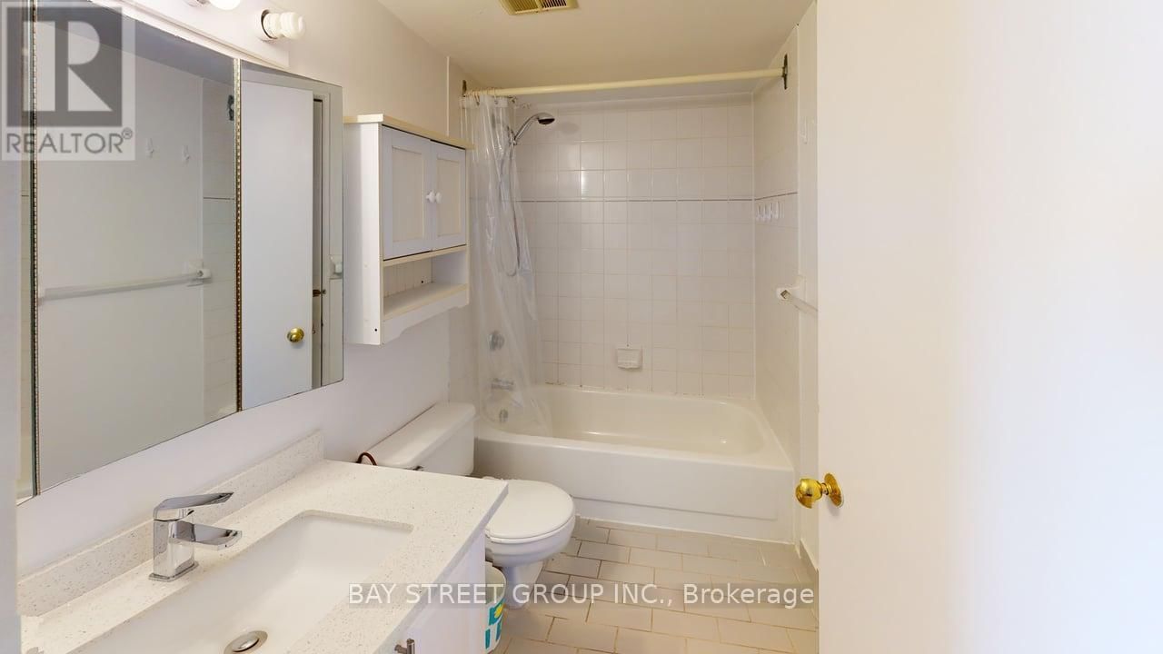 1019 - 3050 ELLESMERE ROAD Image 2