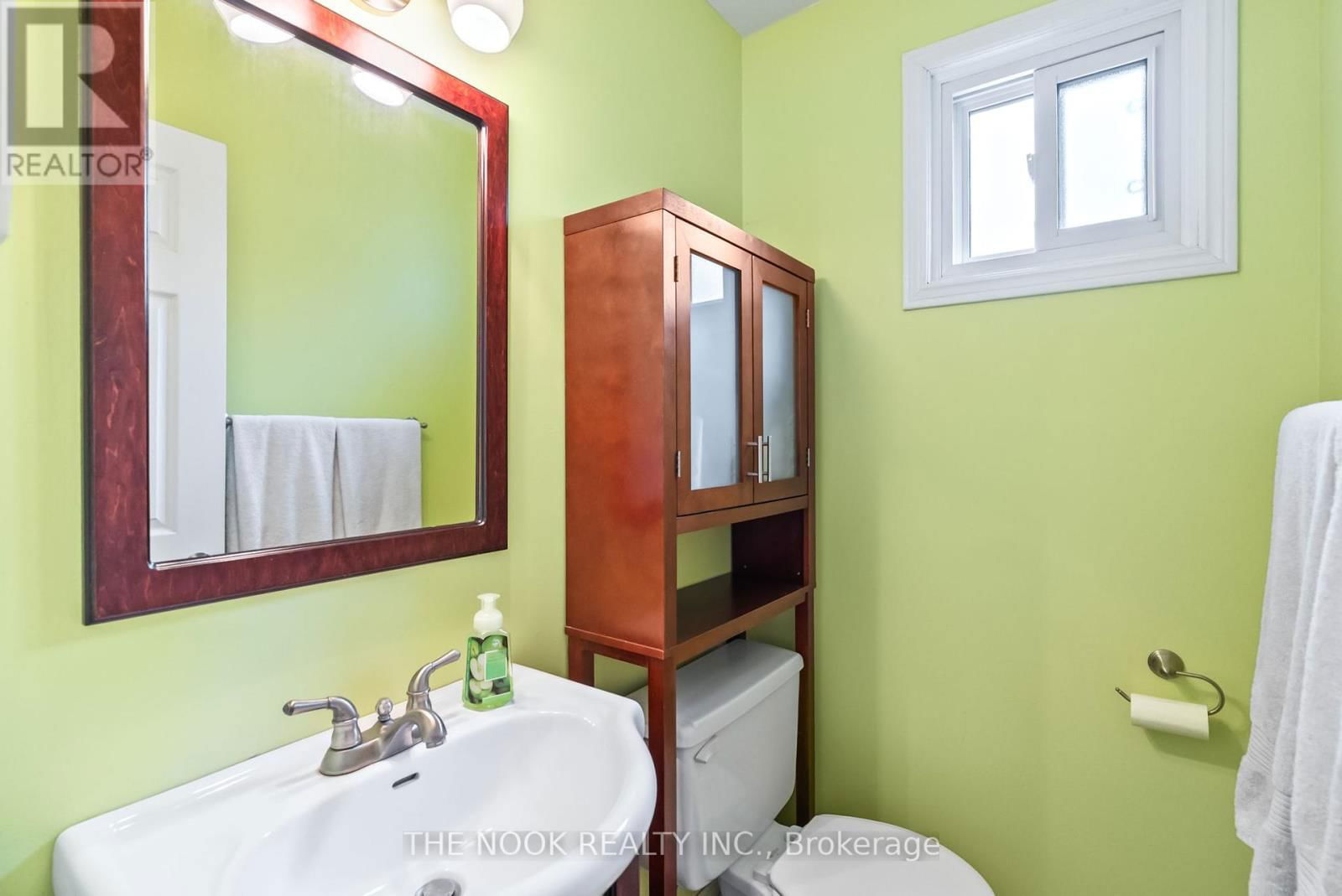 416 GOTHIC DRIVE Image 14