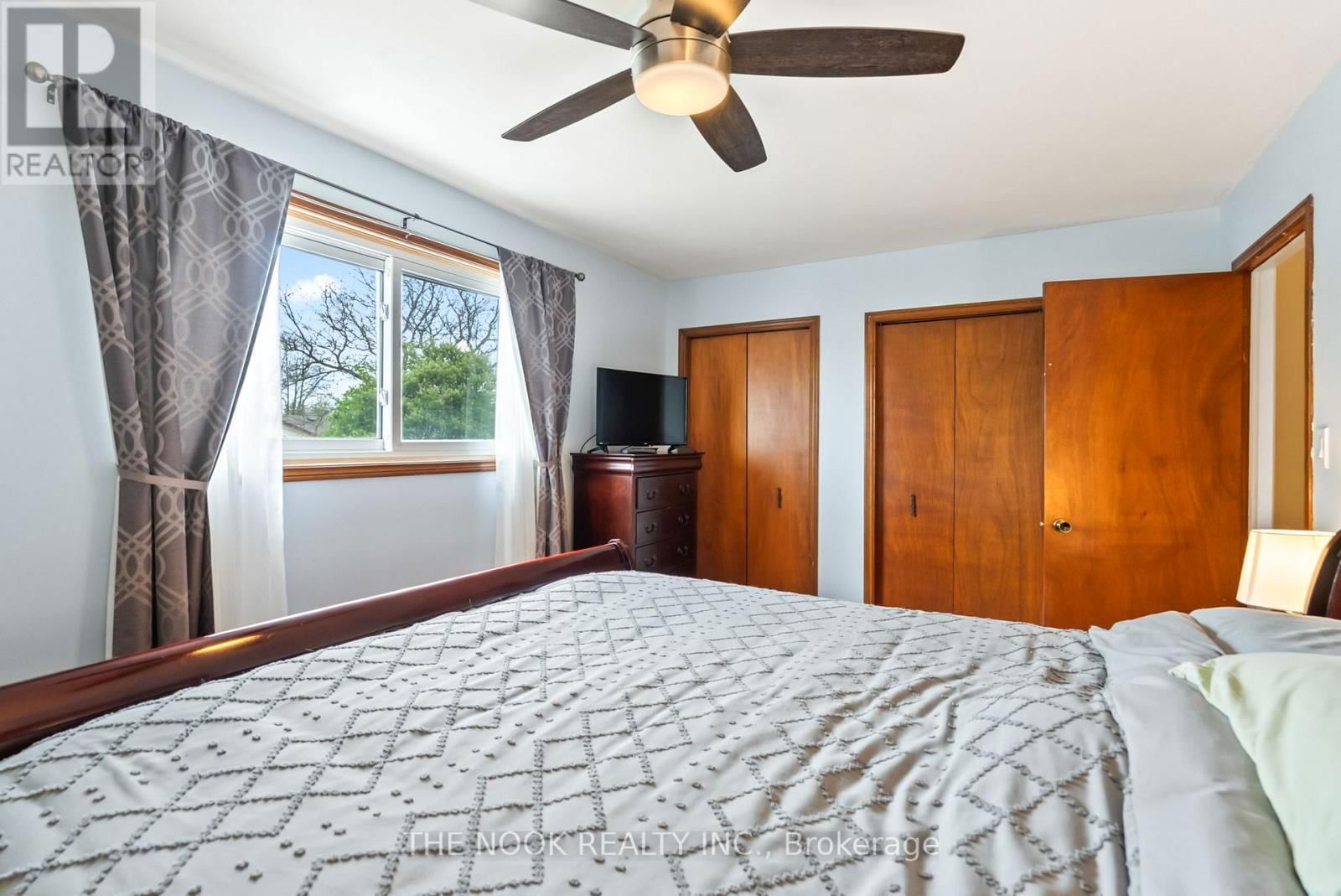 416 GOTHIC DRIVE Image 18