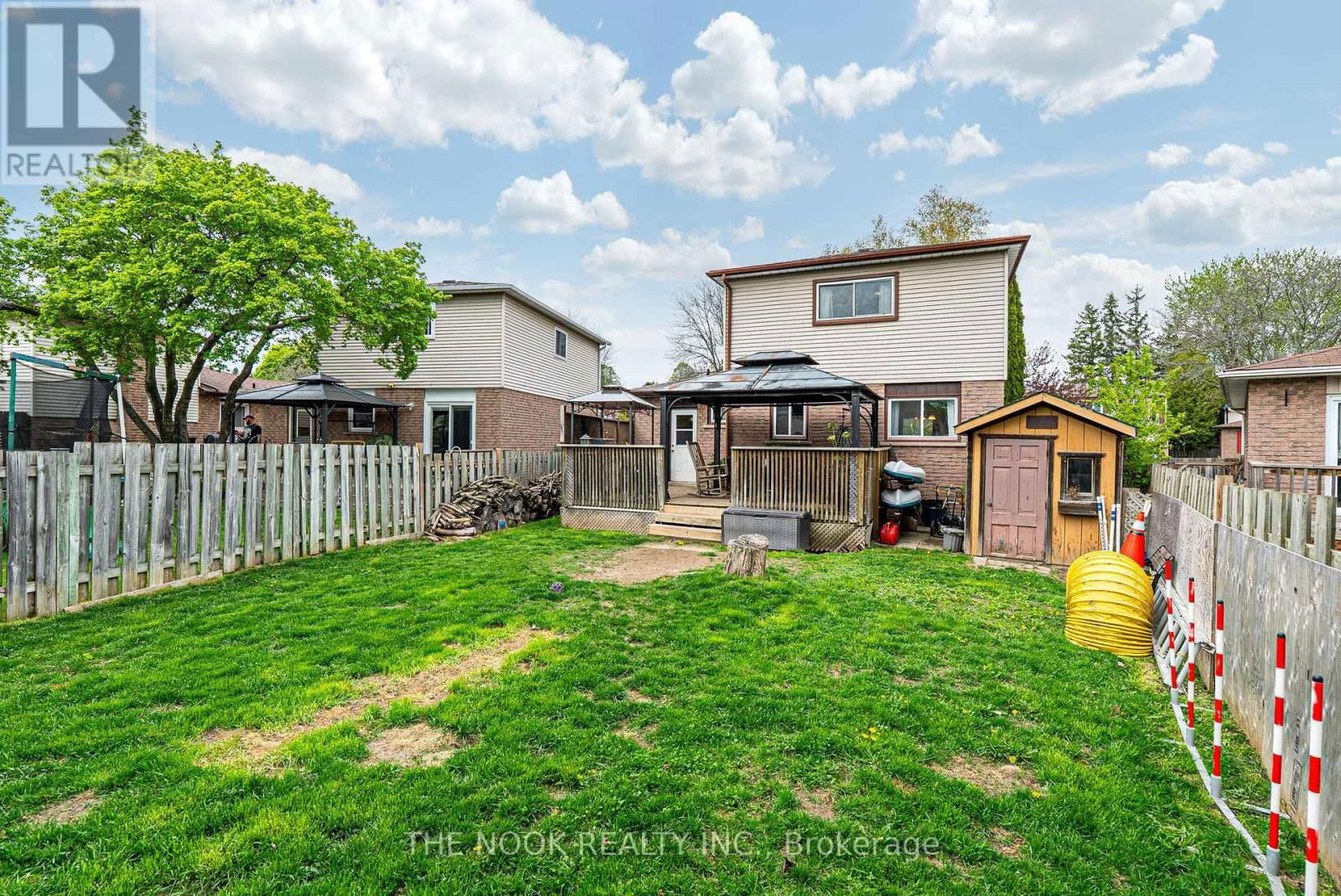 416 GOTHIC DRIVE Image 31