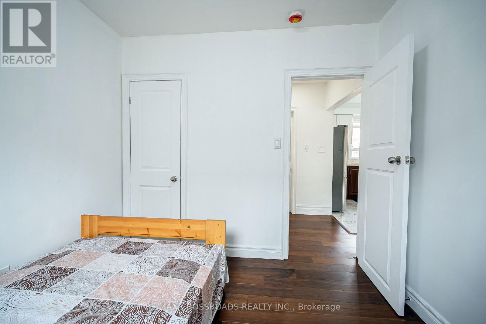 52 SLAN AVENUE Image 21
