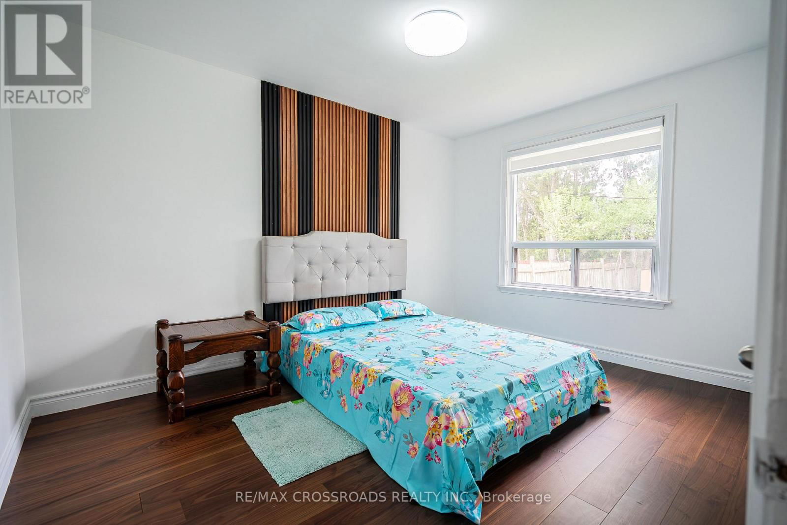 52 SLAN AVENUE Image 24
