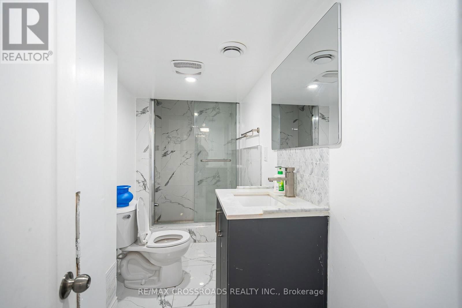 52 SLAN AVENUE Image 35