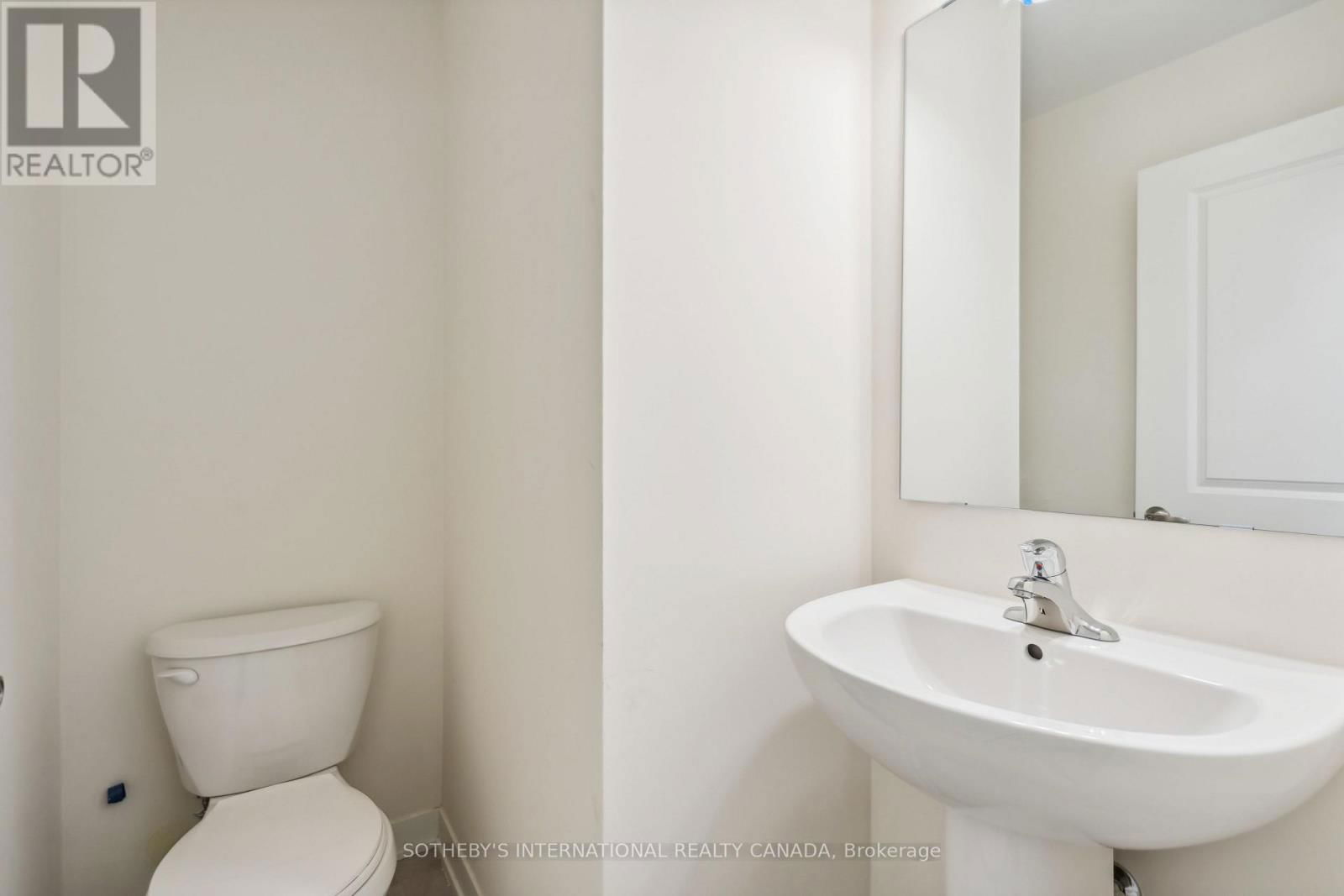 204 - 1695 DERSAN STREET Image 4