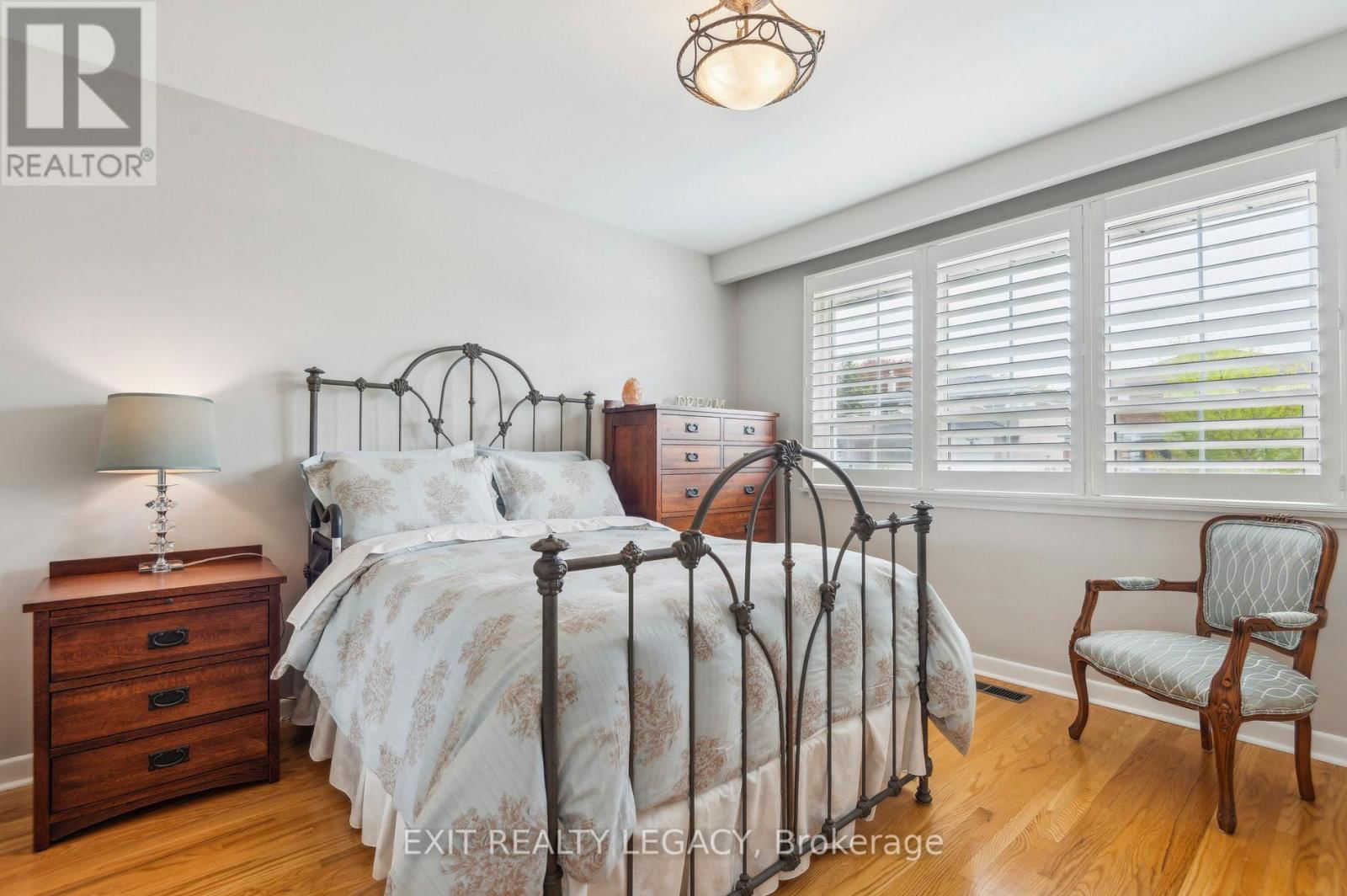 1 ORVILLE ROAD Image 23
