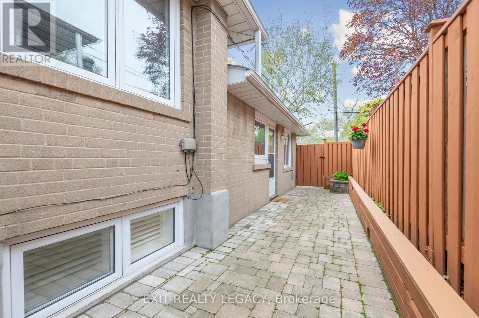 1 ORVILLE ROAD Image 38