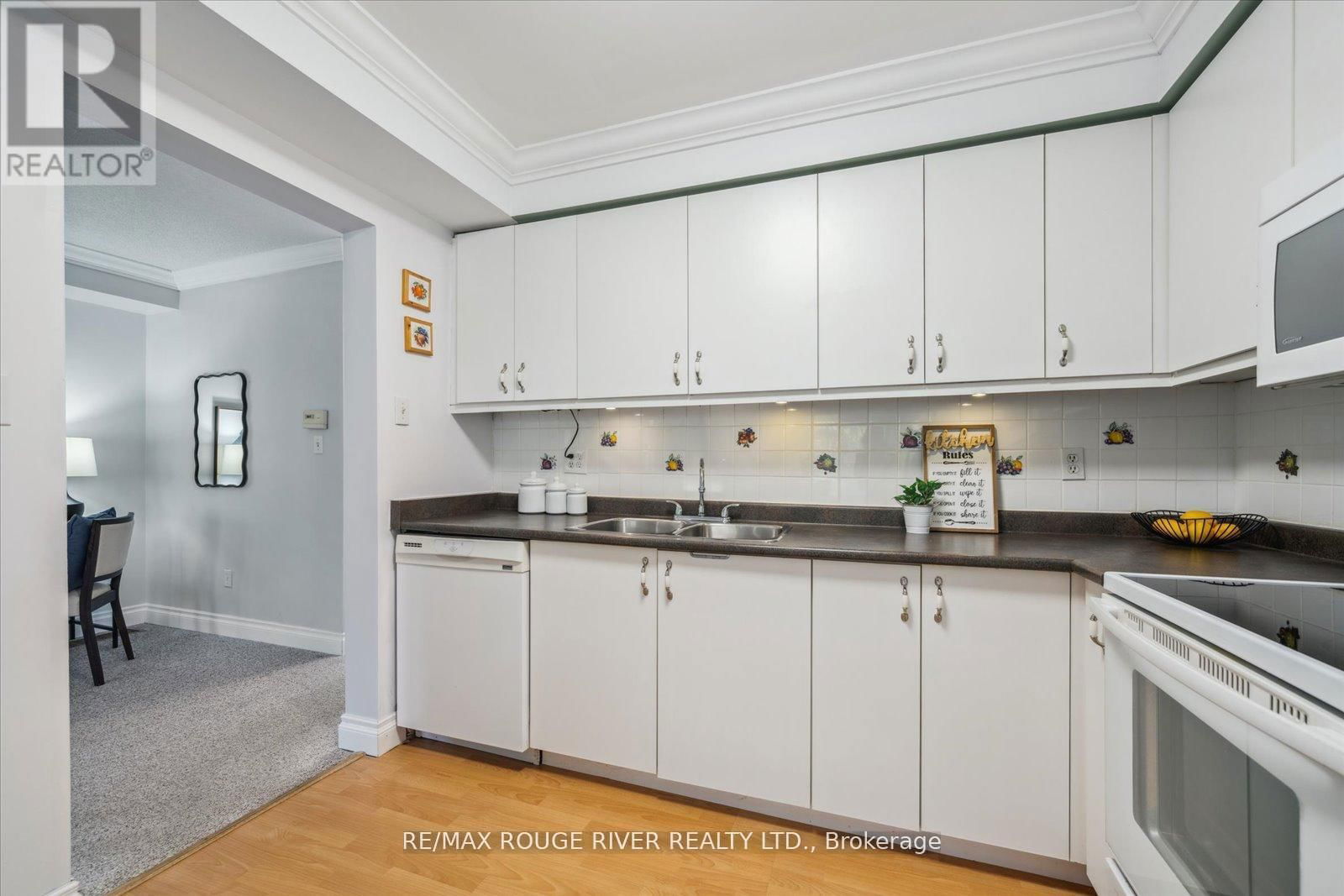 19 WALLACE DRIVE Image 10