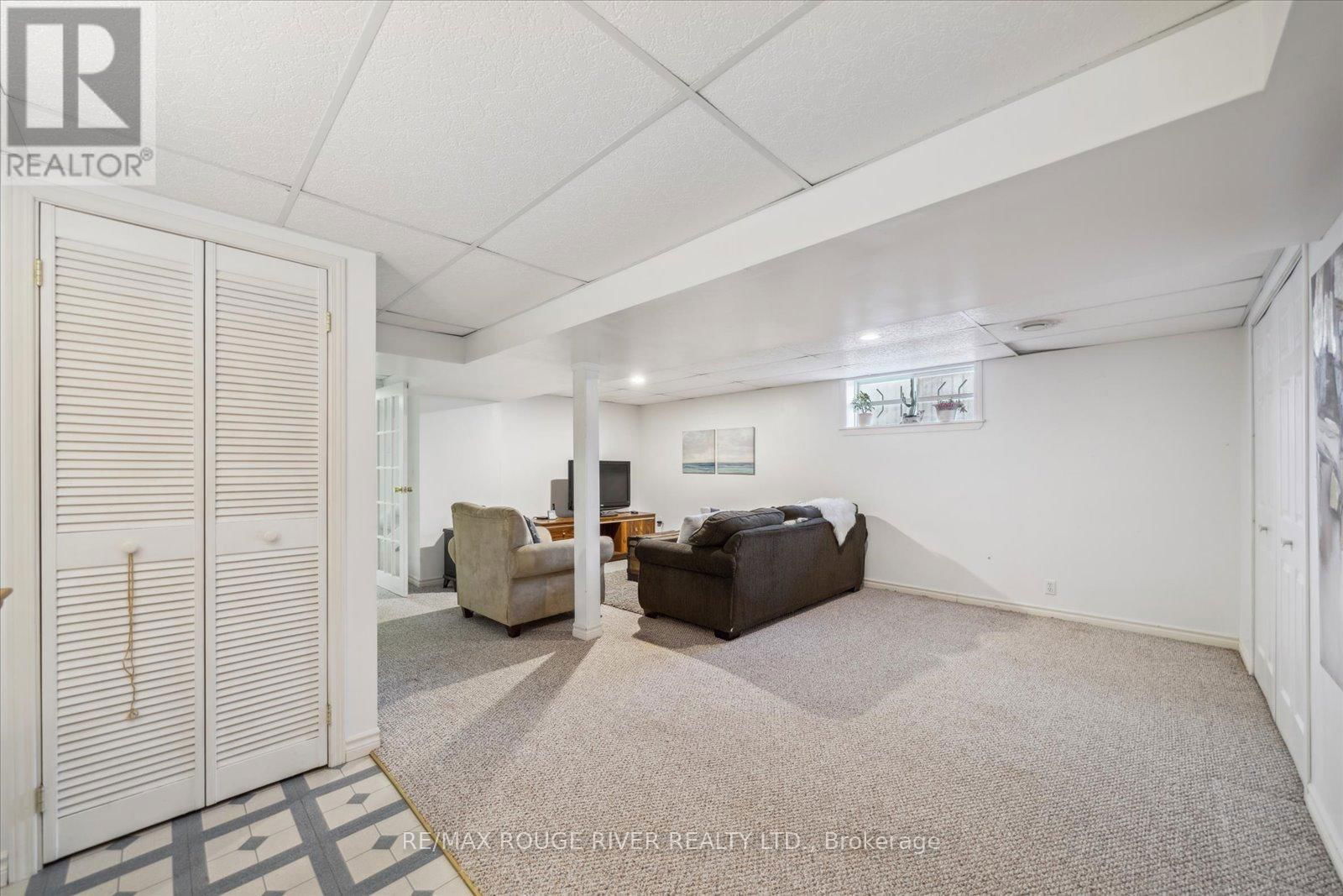 19 WALLACE DRIVE Image 23
