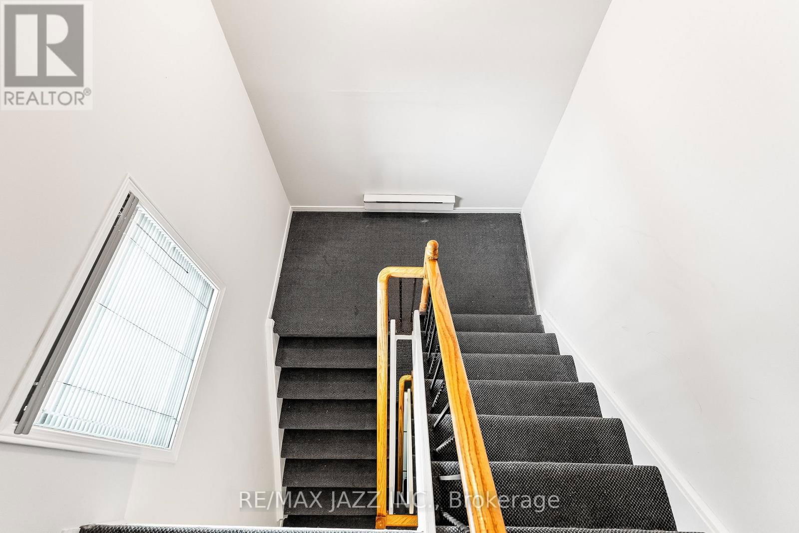 Unit 2 - 1397 RITSON ROAD SOUTH Image 6