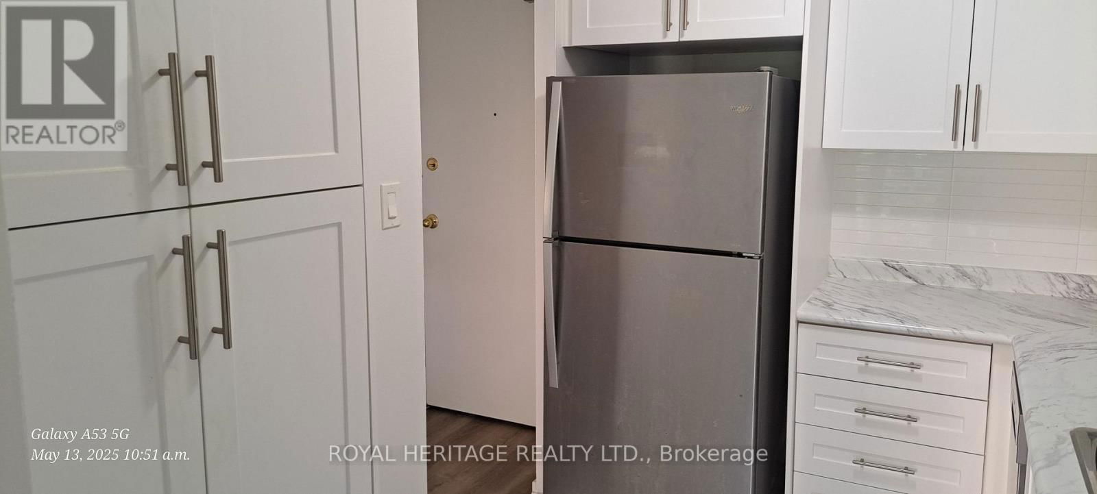 1 - 945 SIMCOE STREET NORTH Image 3