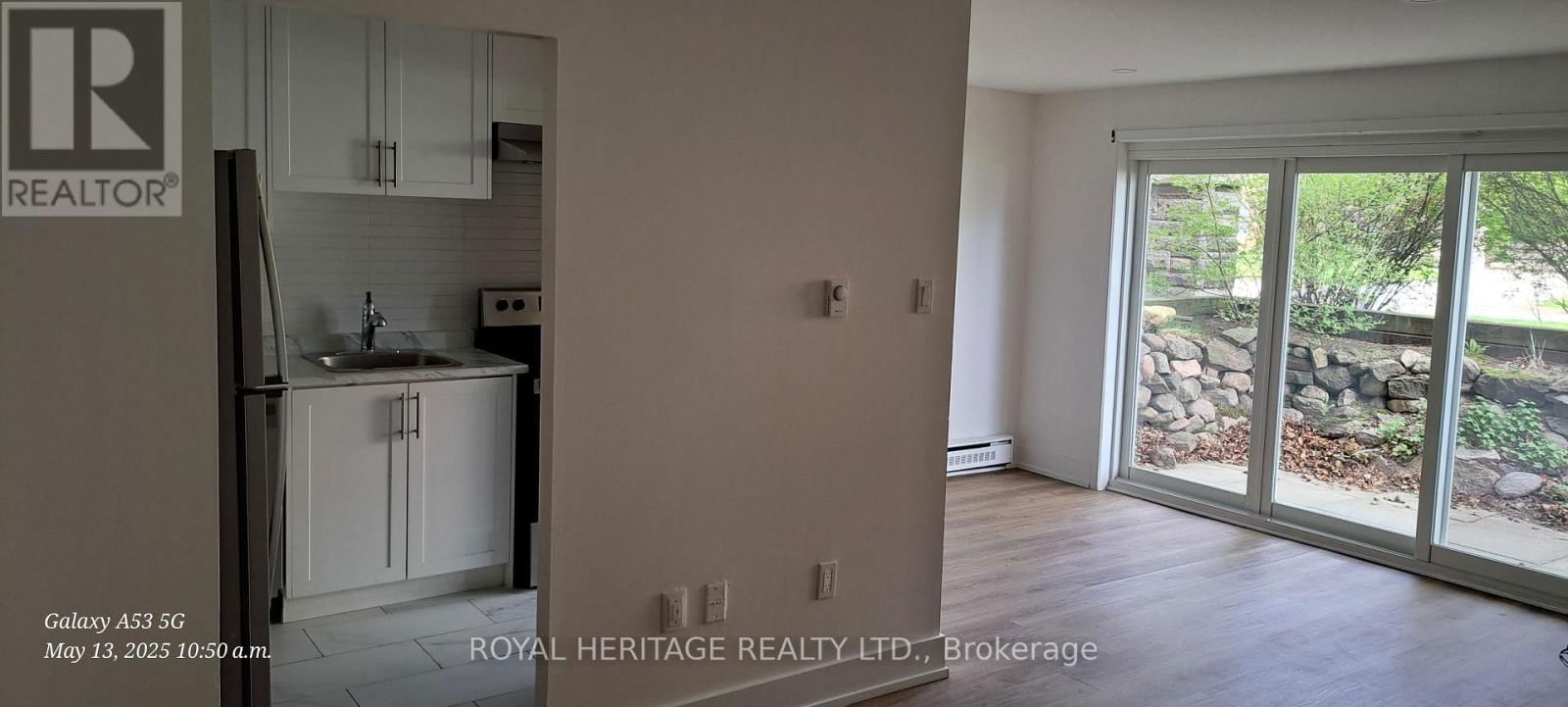 1 - 945 SIMCOE STREET NORTH Image 7