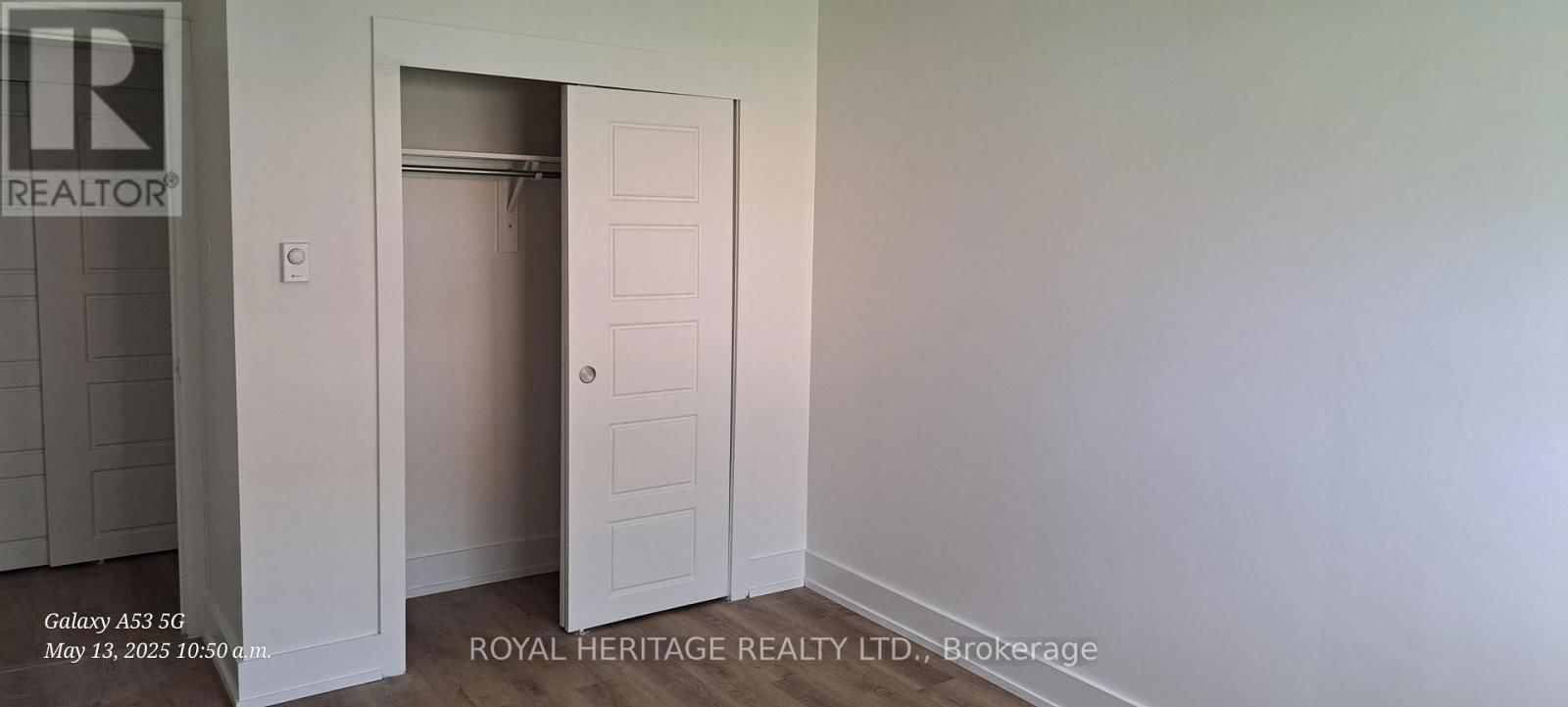 1 - 945 SIMCOE STREET NORTH Image 9