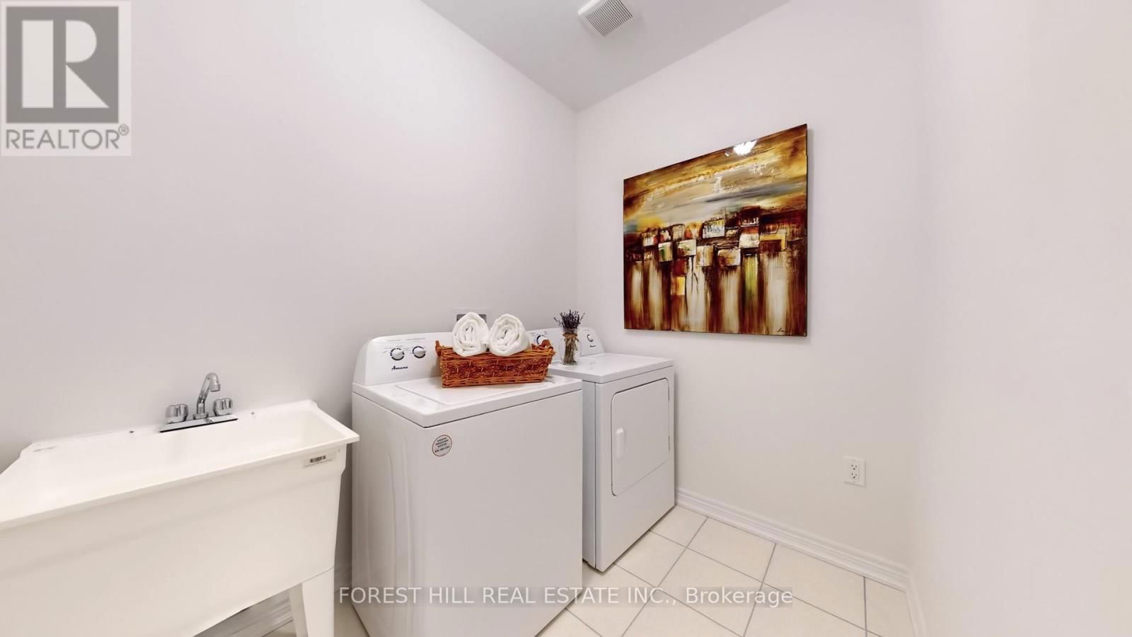 24 VICKERY STREET Image 30