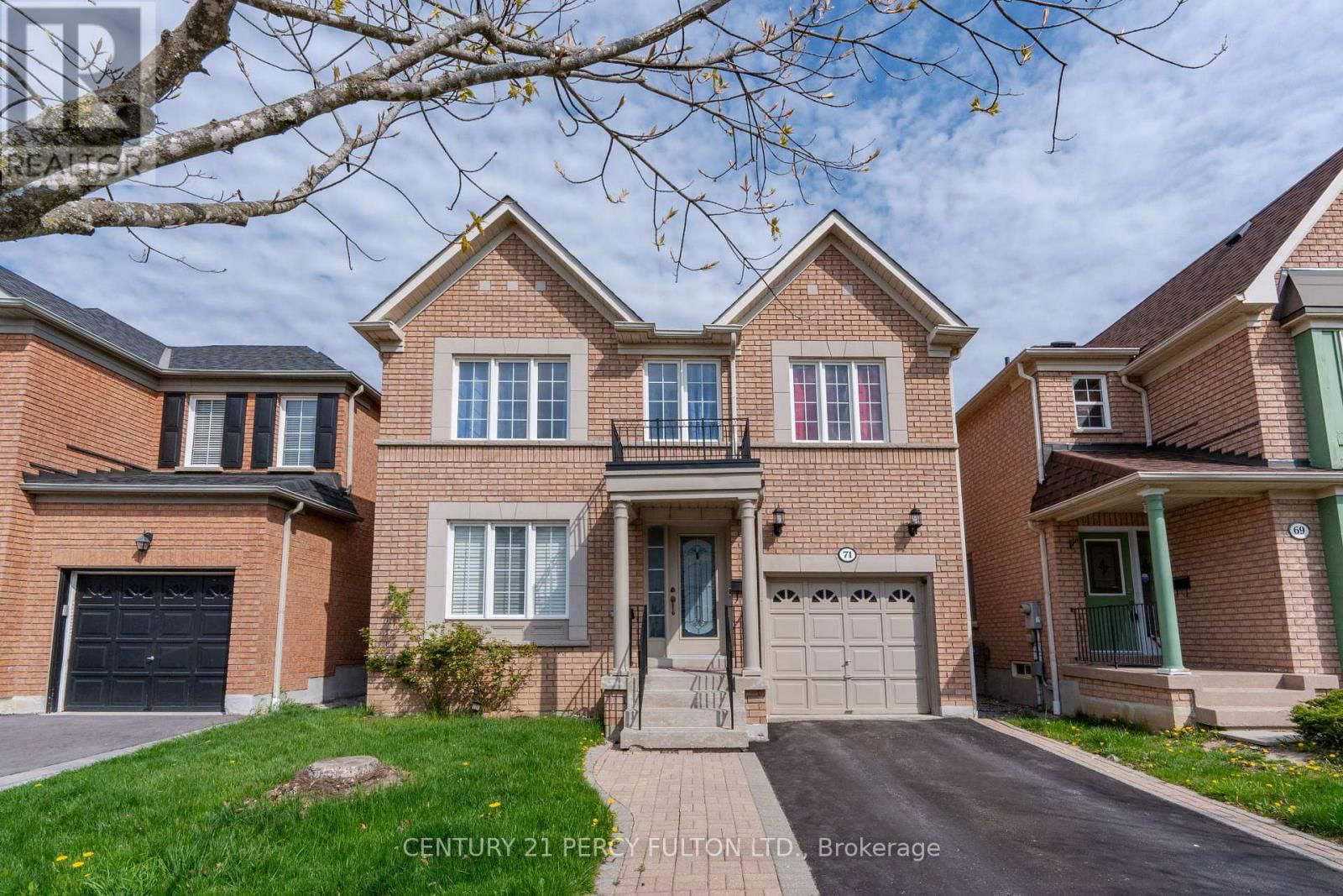 71 ARMITAGE CRESCENT Image 1