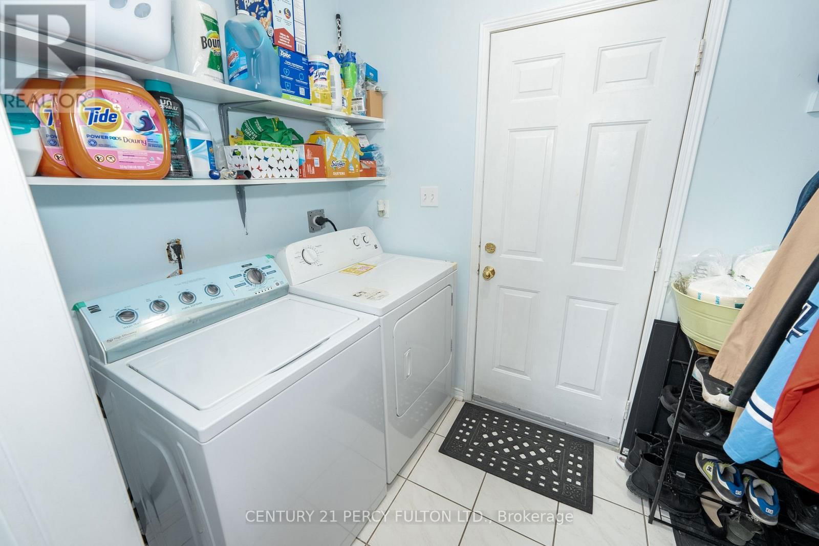 71 ARMITAGE CRESCENT Image 24