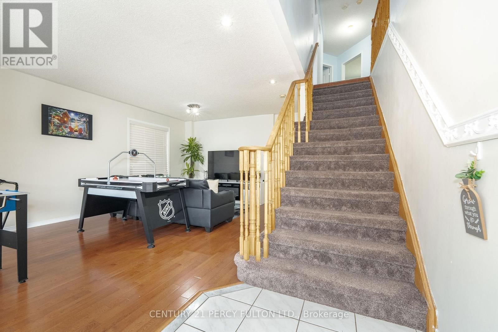 71 ARMITAGE CRESCENT Image 6
