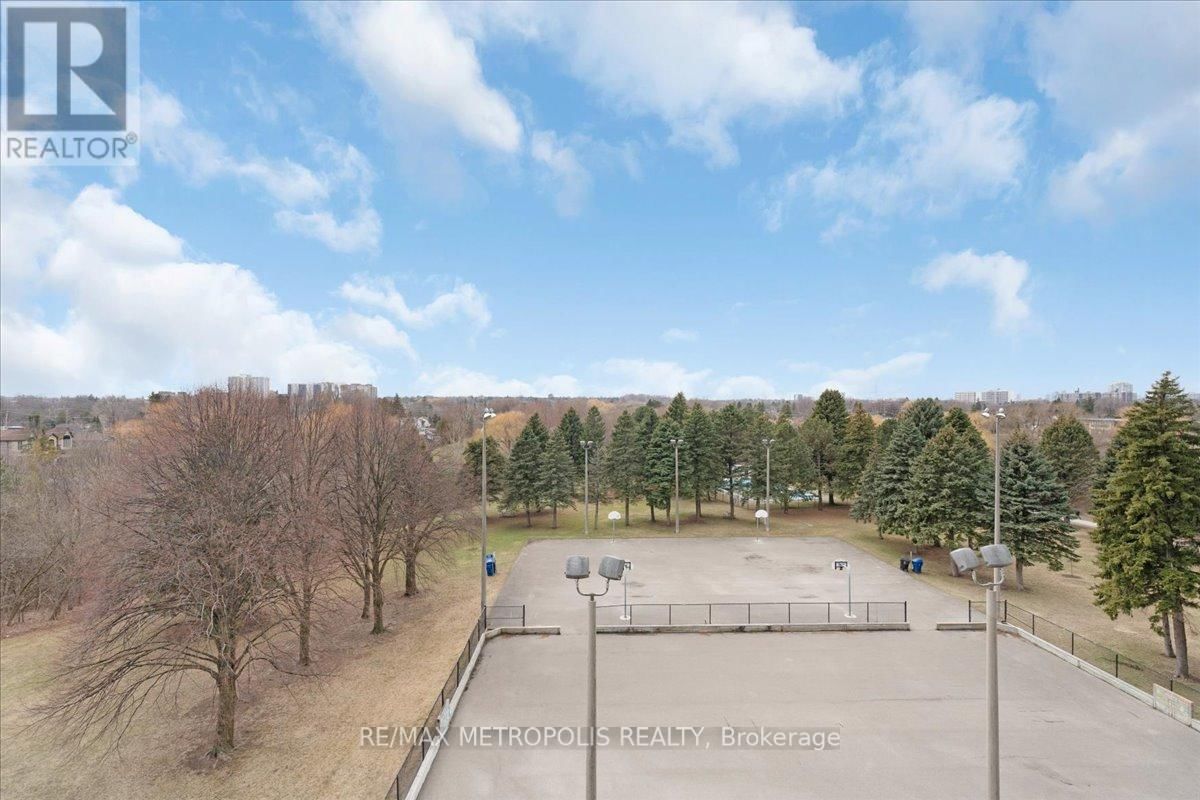 506 - 1346 DANFORTH ROAD Image 32