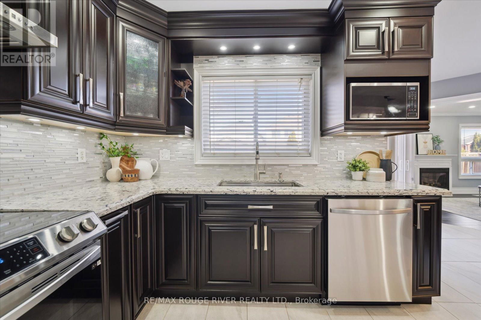 3265 COUNTRY LANE Image 14