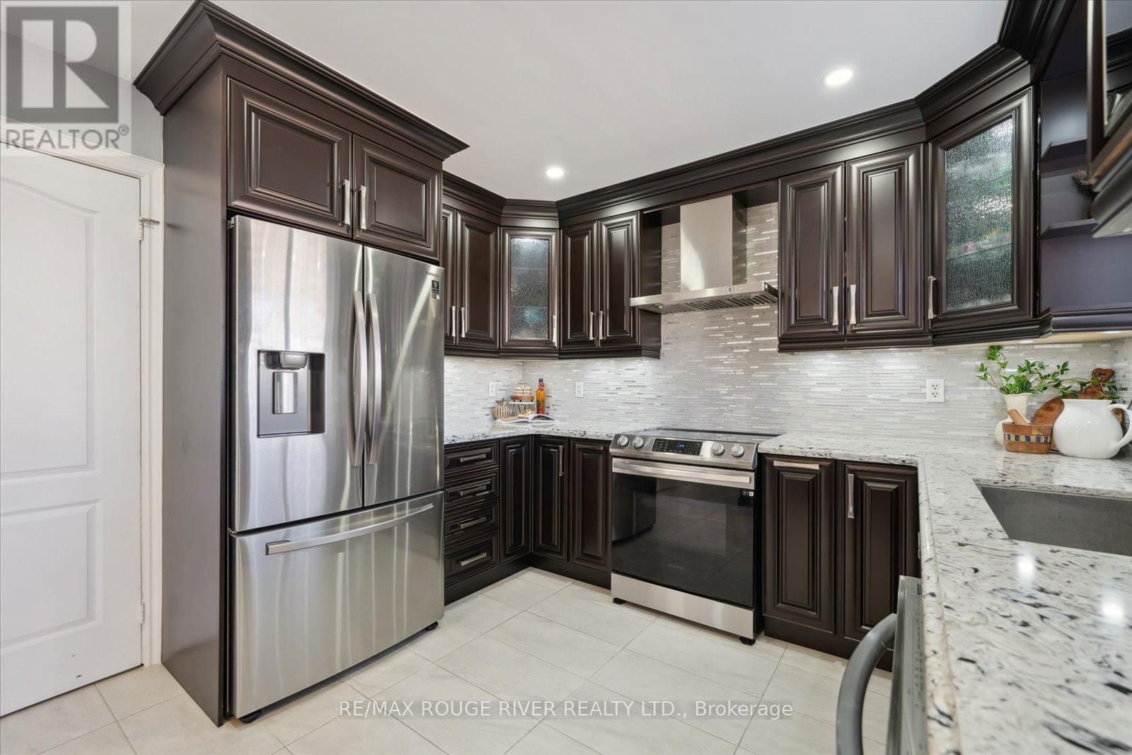 3265 COUNTRY LANE Image 16