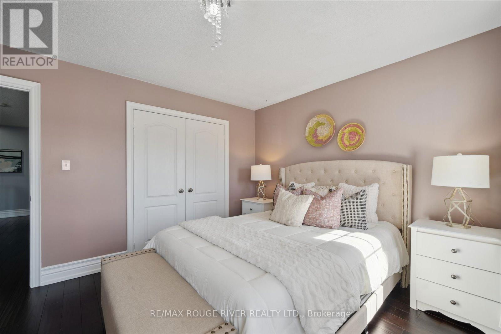 3265 COUNTRY LANE Image 30