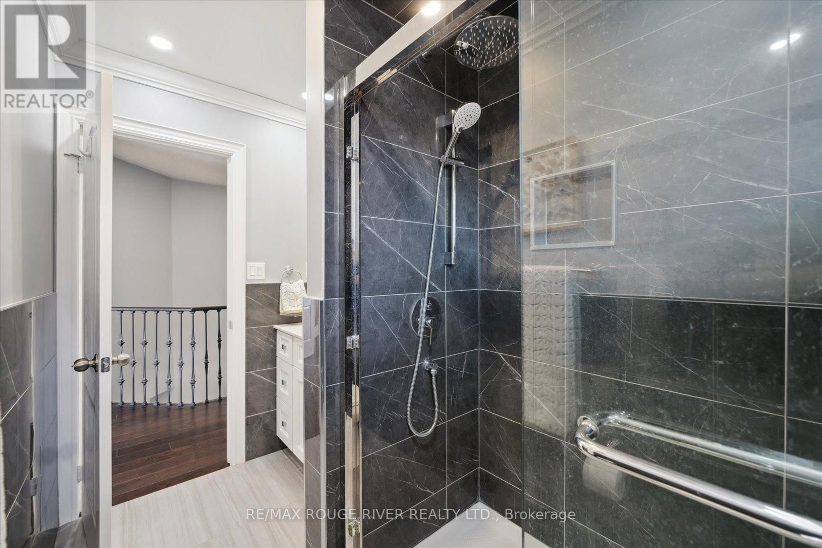 3265 COUNTRY LANE Image 34