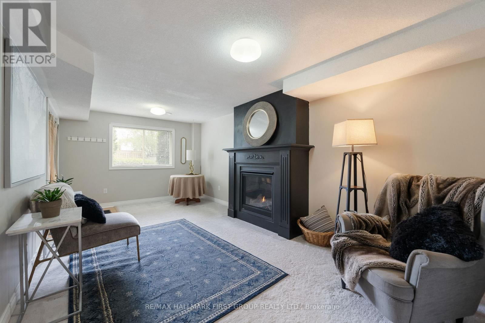 54 MCCRIMMON CRESCENT Image 24