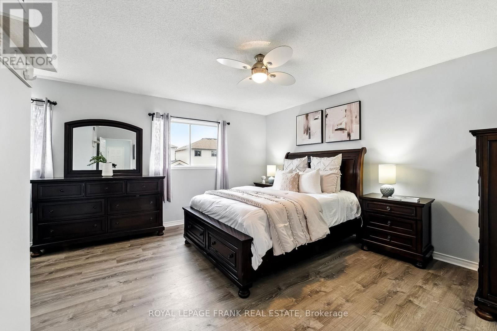 10 LAURELWOOD STREET Image 19
