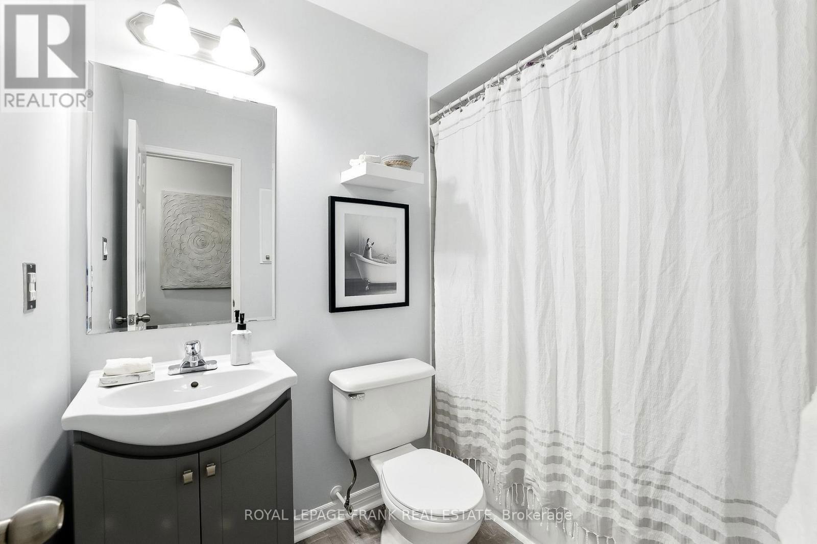10 LAURELWOOD STREET Image 25