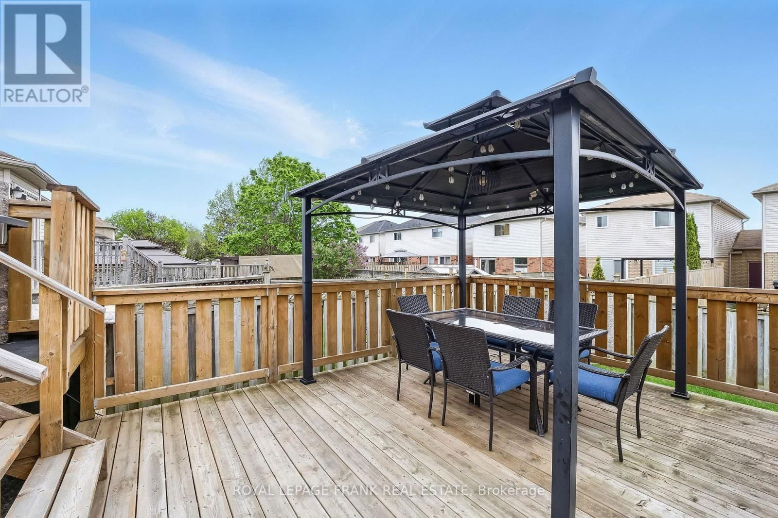 10 LAURELWOOD STREET Image 36