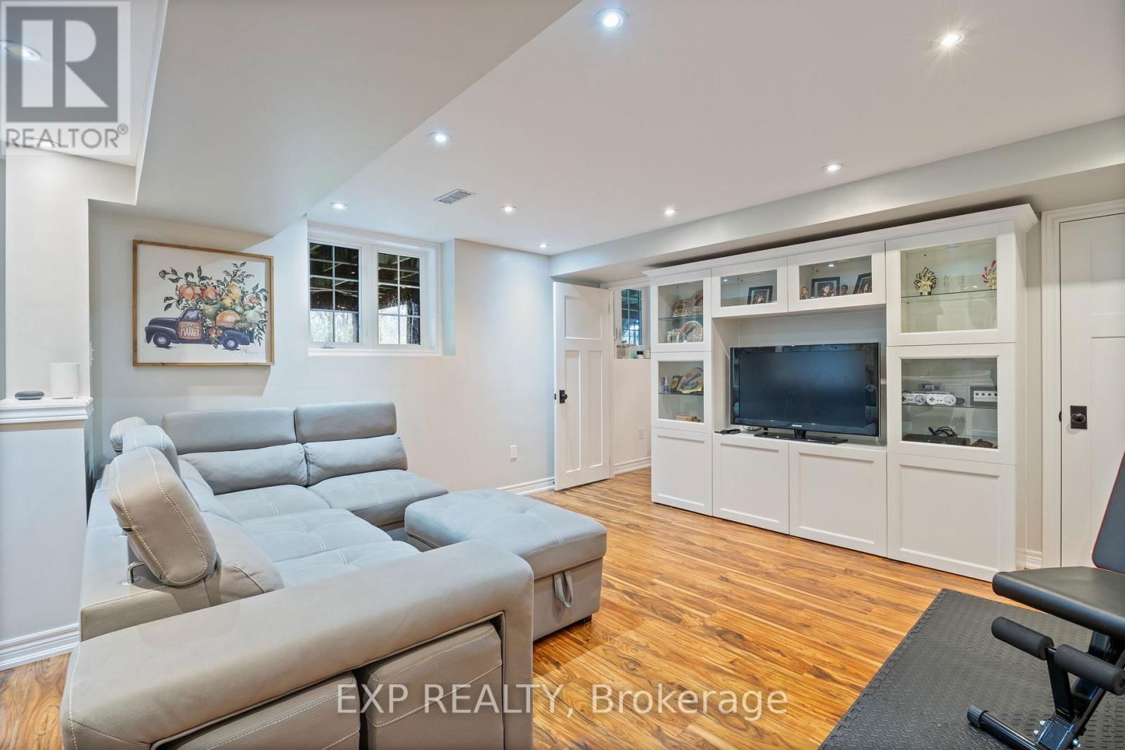 44 MOYNAHAN CRESCENT Image 38