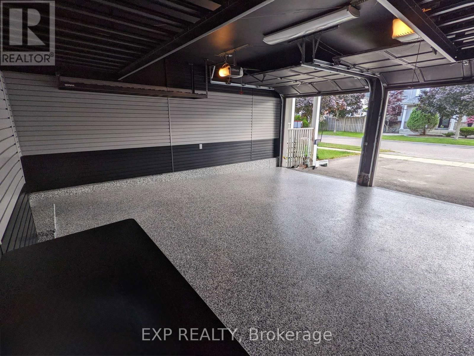 44 MOYNAHAN CRESCENT Image 49