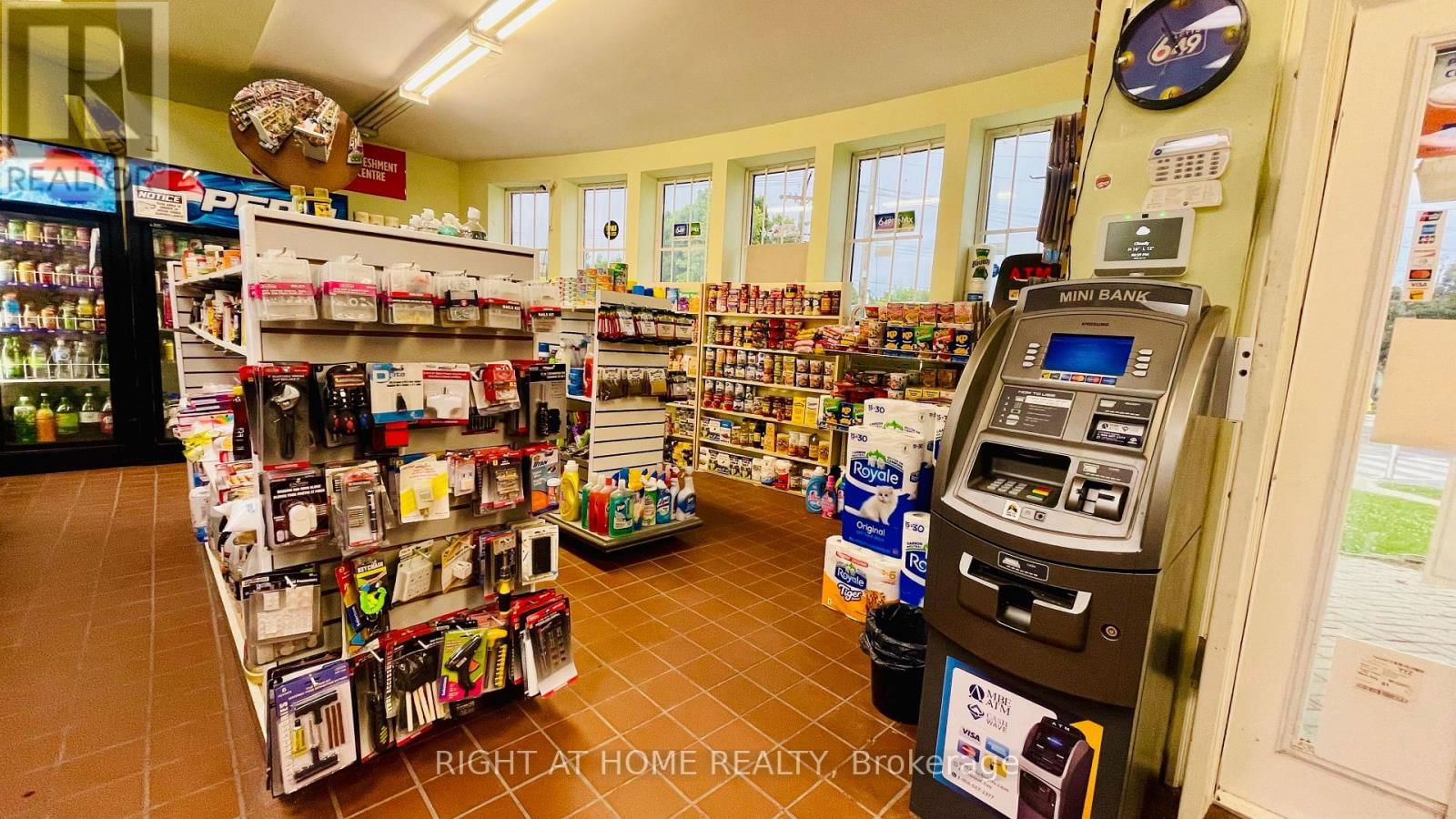 3 - 136 ORTON PARK ROAD Image 4