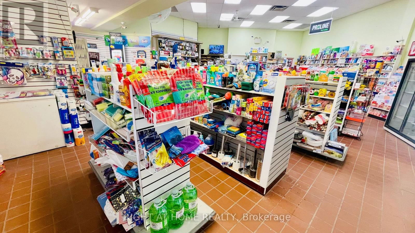 3 - 136 ORTON PARK ROAD Image 8