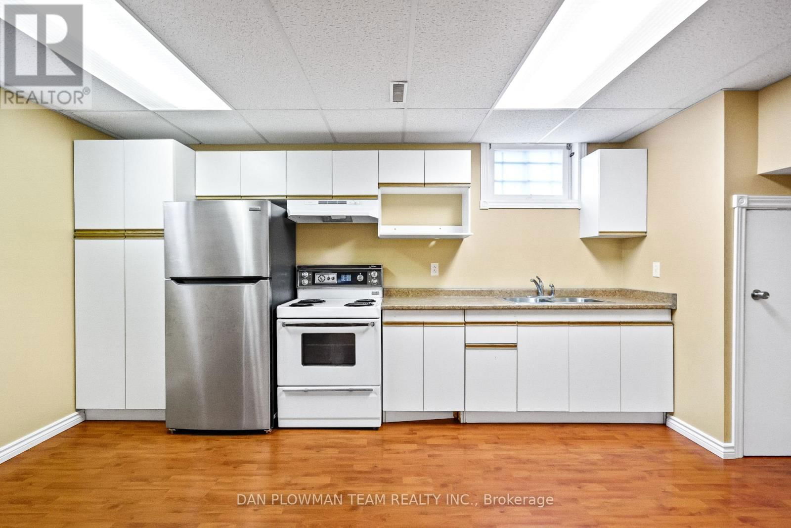 373 WELLAND AVENUE Image 30