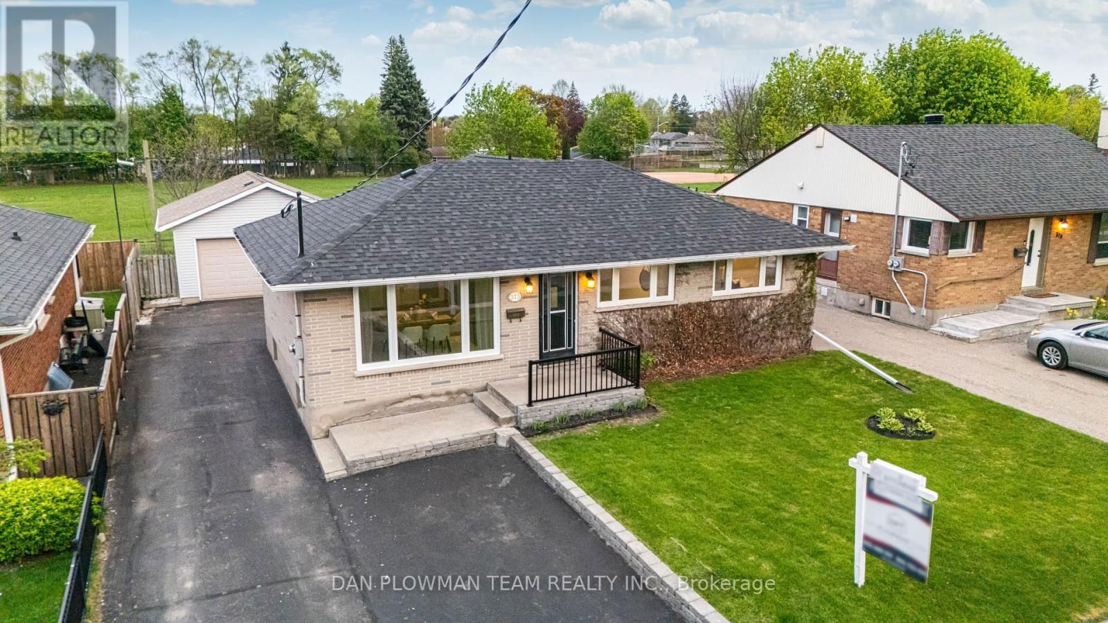373 WELLAND AVENUE Image 40
