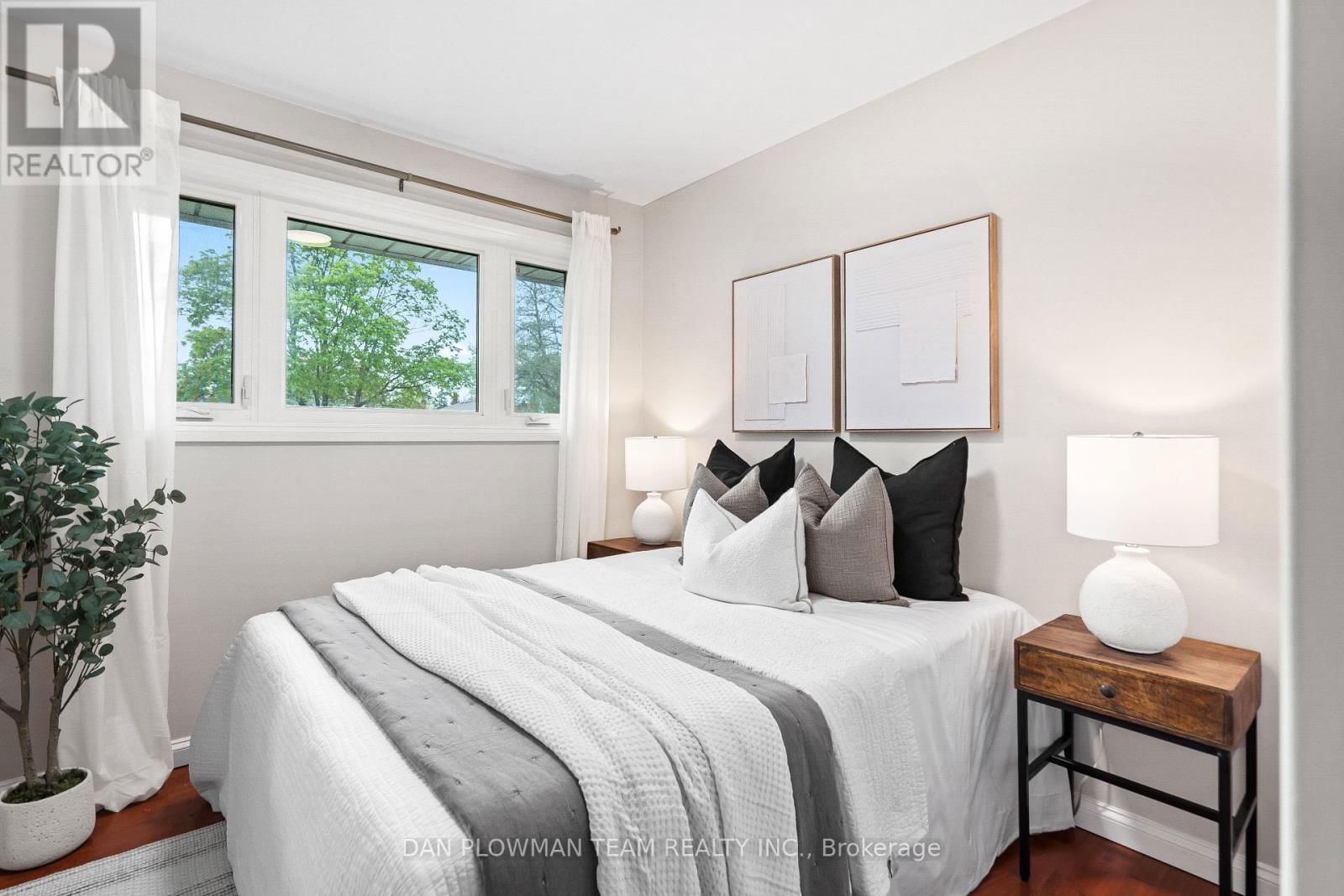 373 WELLAND AVENUE Image 9