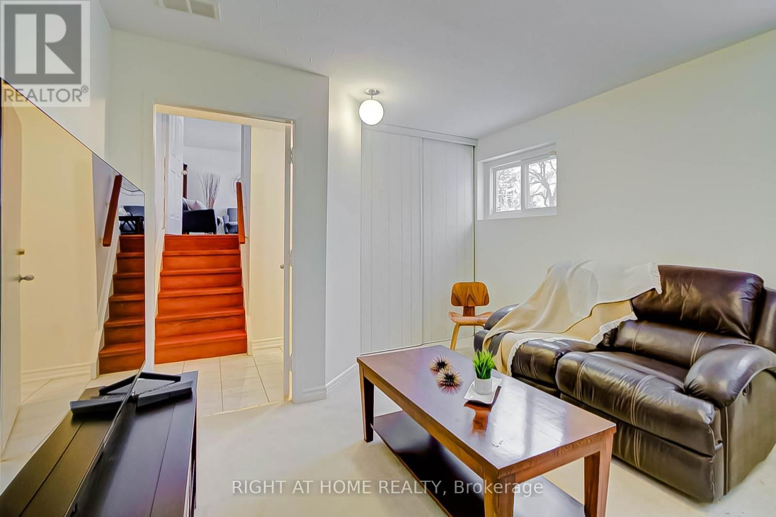 130 CULTRA SQUARE Image 12