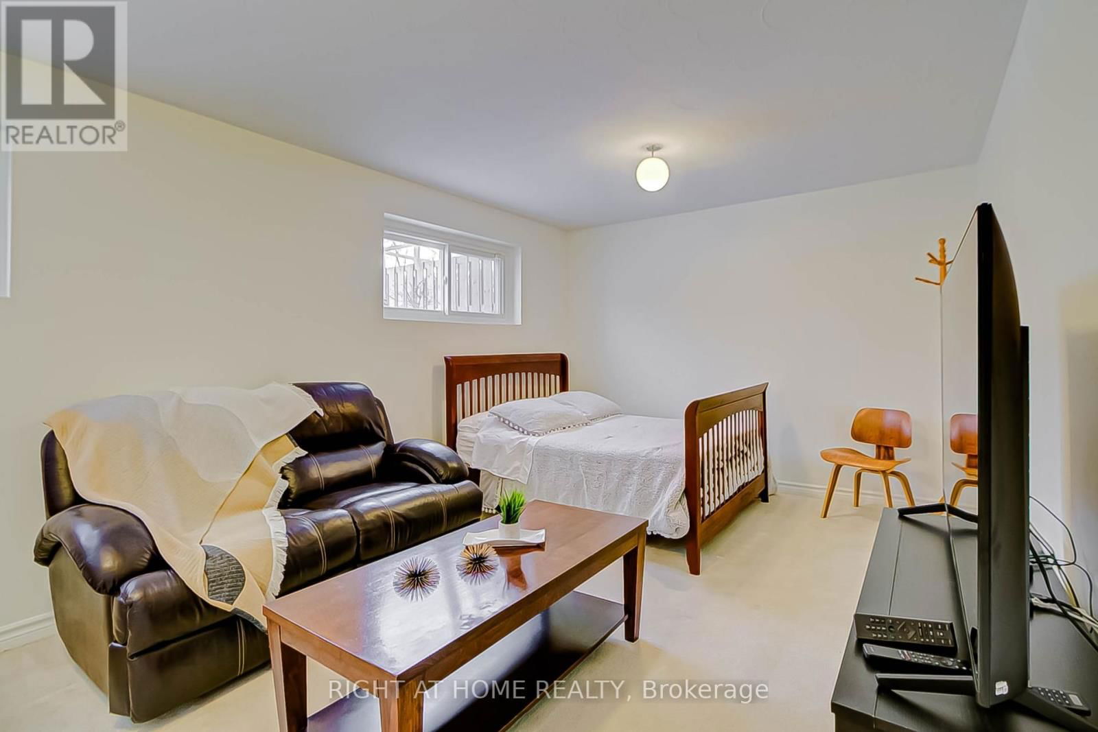 130 CULTRA SQUARE Image 13