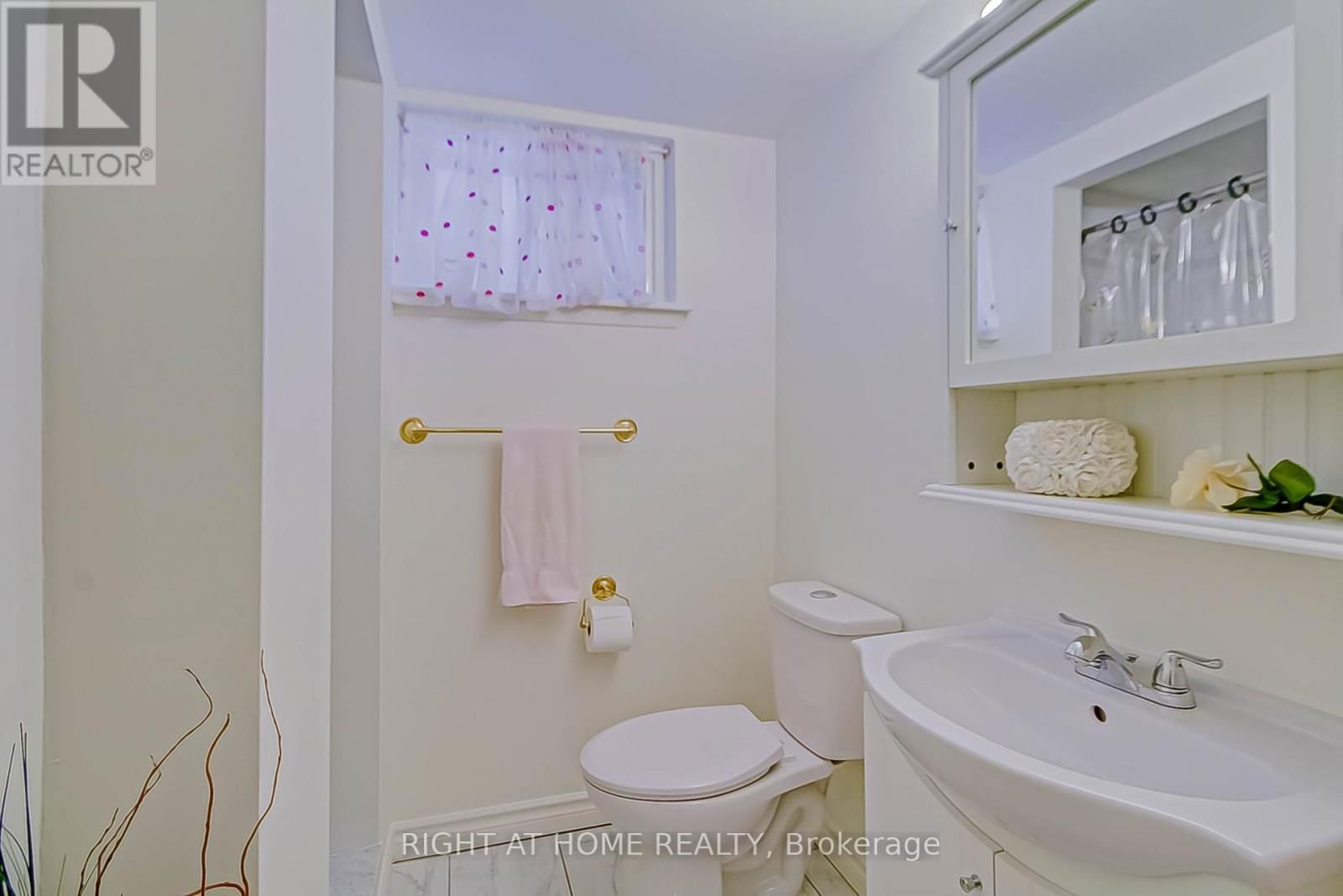 130 CULTRA SQUARE Image 18