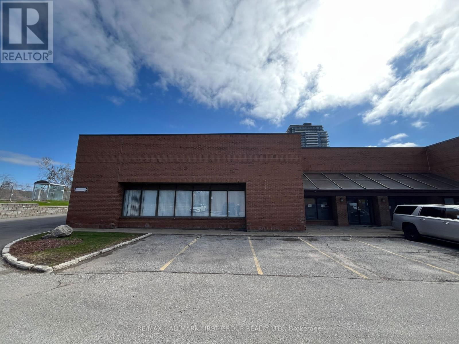17 - 1410 BAYLY STREET Image 2