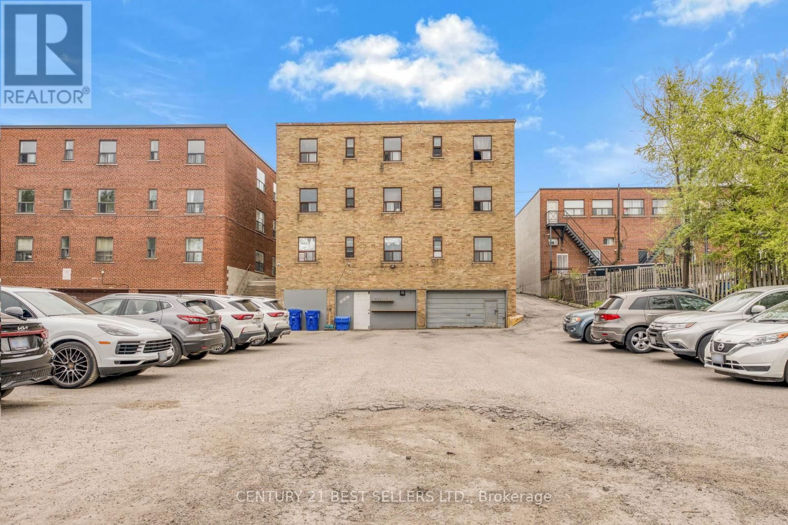 990 O'CONNOR DRIVE Image 3