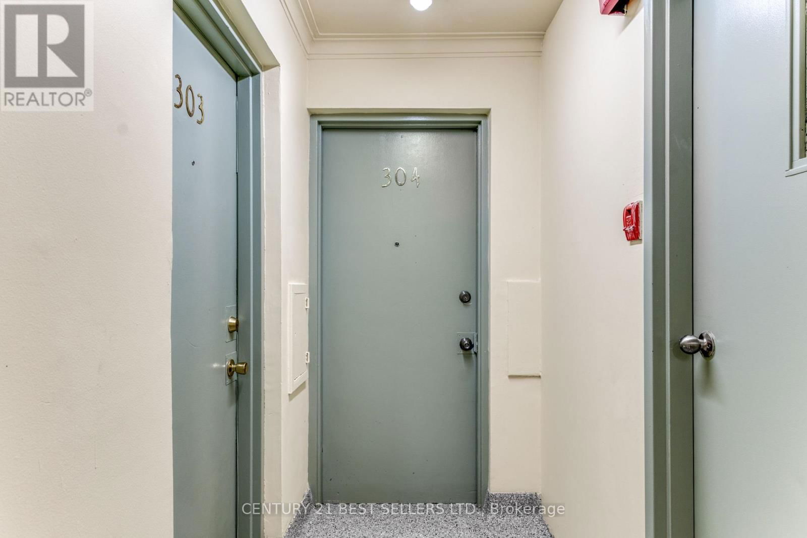 990 O'CONNOR DRIVE Image 5