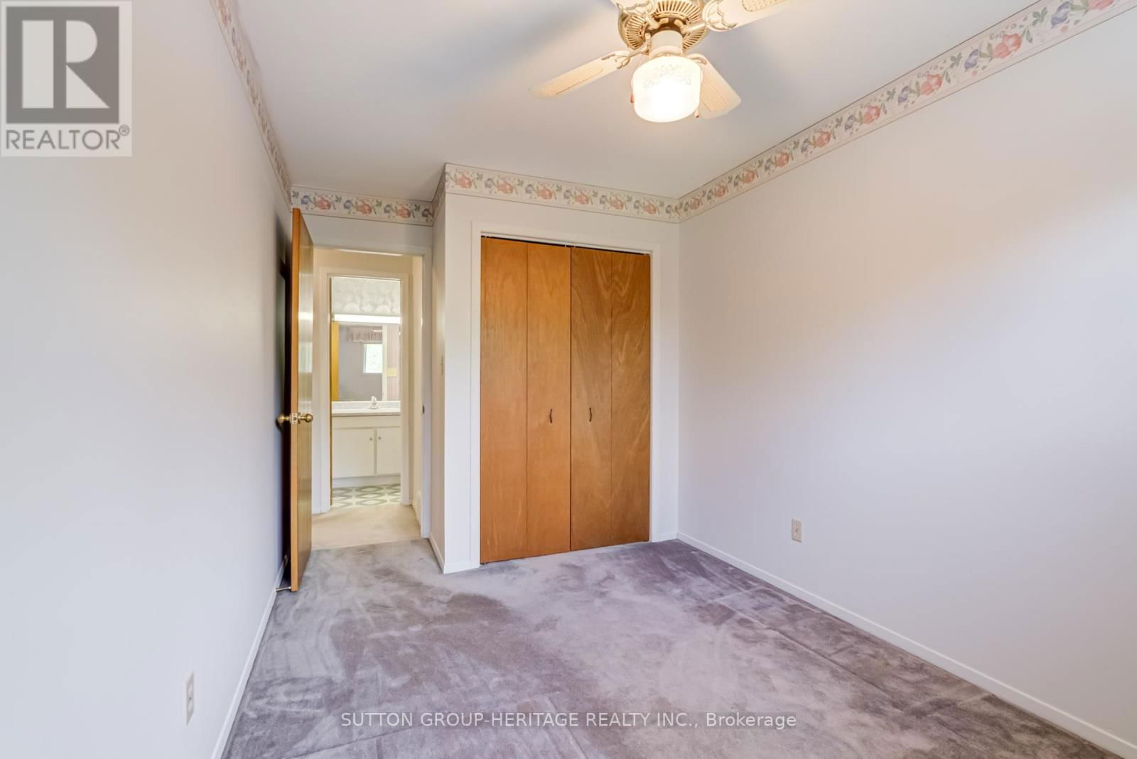 468 TENNYSON COURT Image 20
