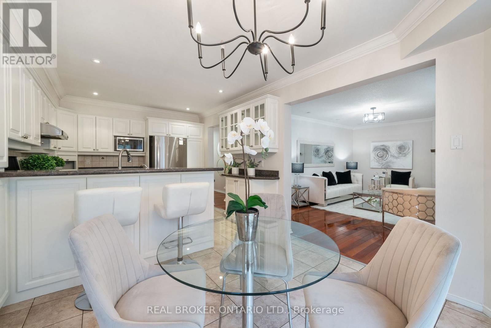 4042 ELLESMERE ROAD Image 14