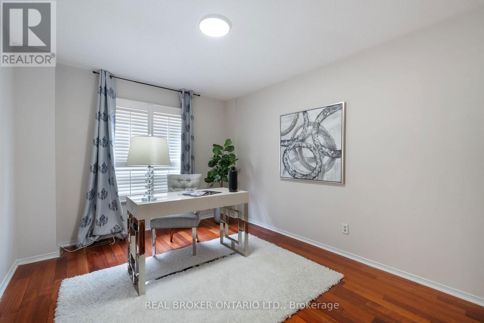 4042 ELLESMERE ROAD Image 19